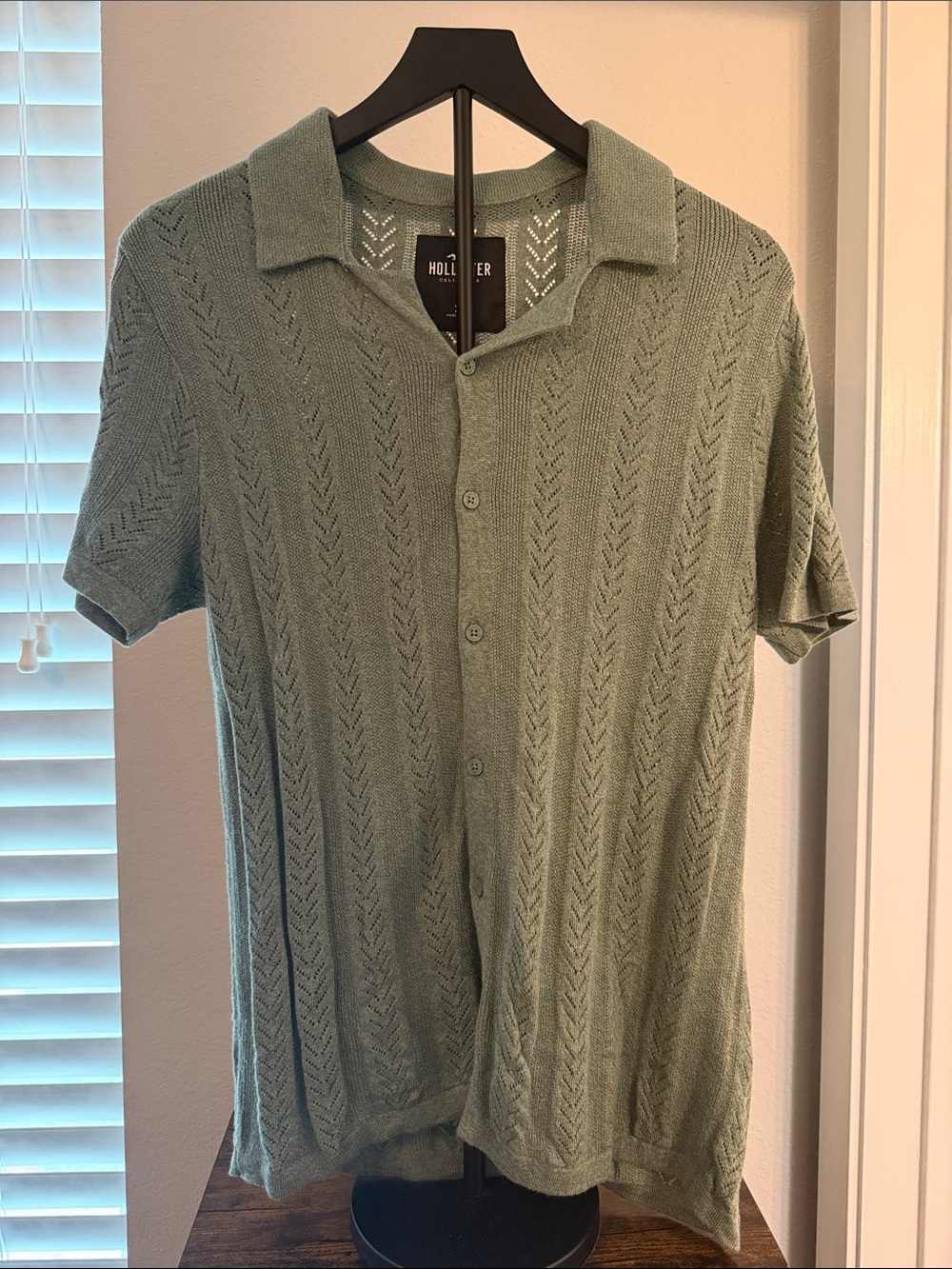 Hollister Sage Green Short Sleeve Button-Up Knit Shirt
